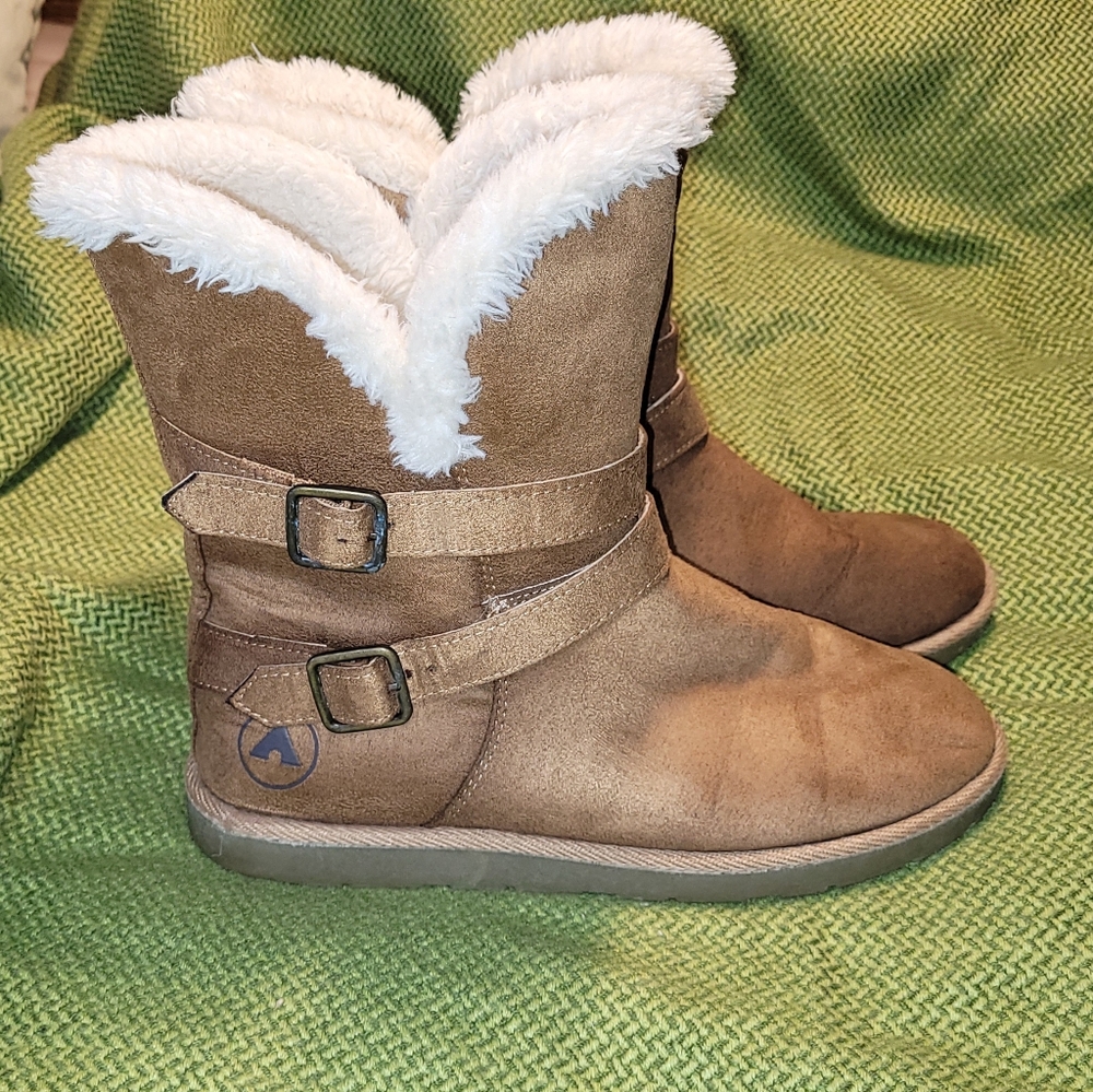 🍁Airwalk Women's Nia Cozy Boots